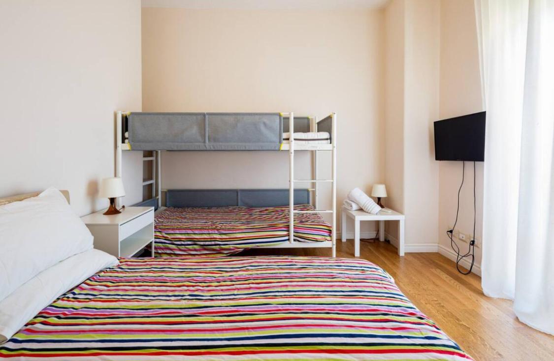 Viola Home Salernes Extérieur photo