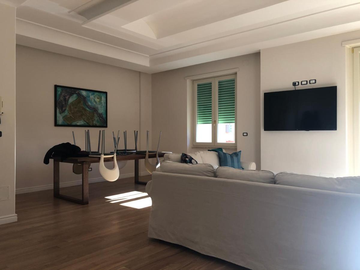 Viola Home Salernes Extérieur photo