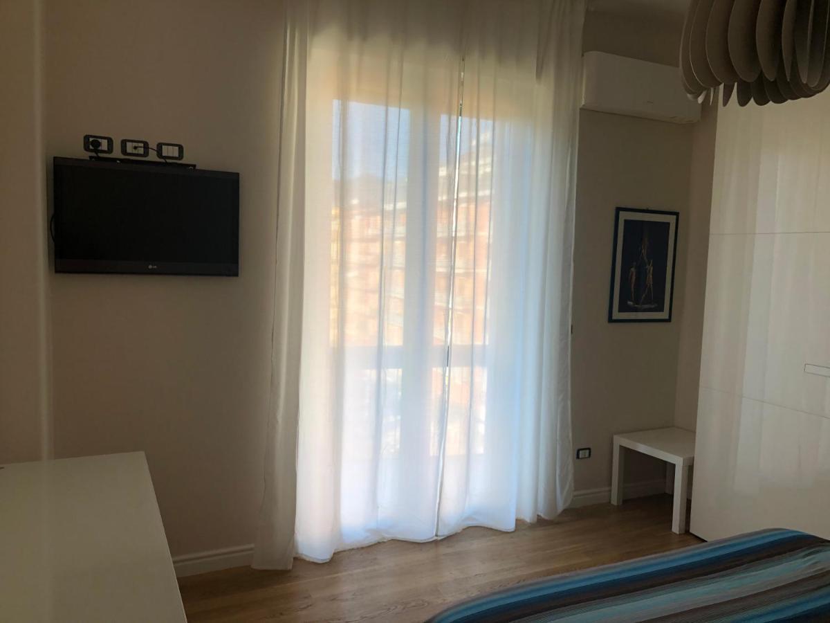 Viola Home Salernes Extérieur photo